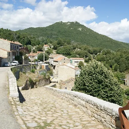 Casa Rocca-serra Nyaraló